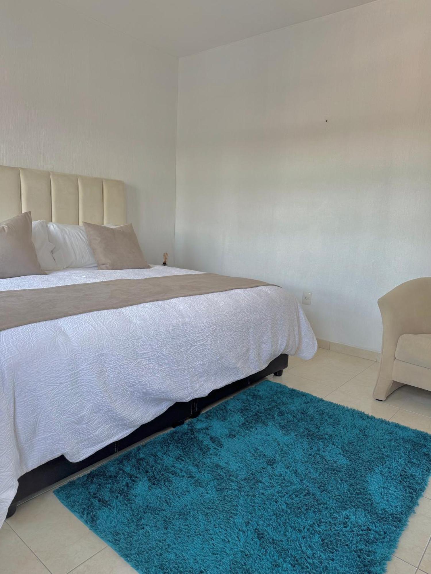 Suite Los Angeles 테코사우틀라 외부 사진